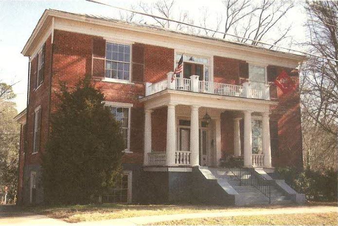 marykwilliamshouse.jpg